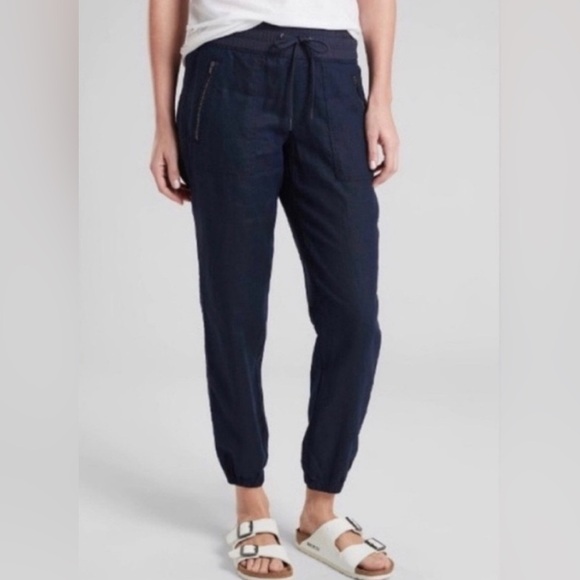 Athleta Cabo Linen Jogger Pants Size 4 Navy Blue Coastal Vacation Travel Relax - Picture 1 of 6